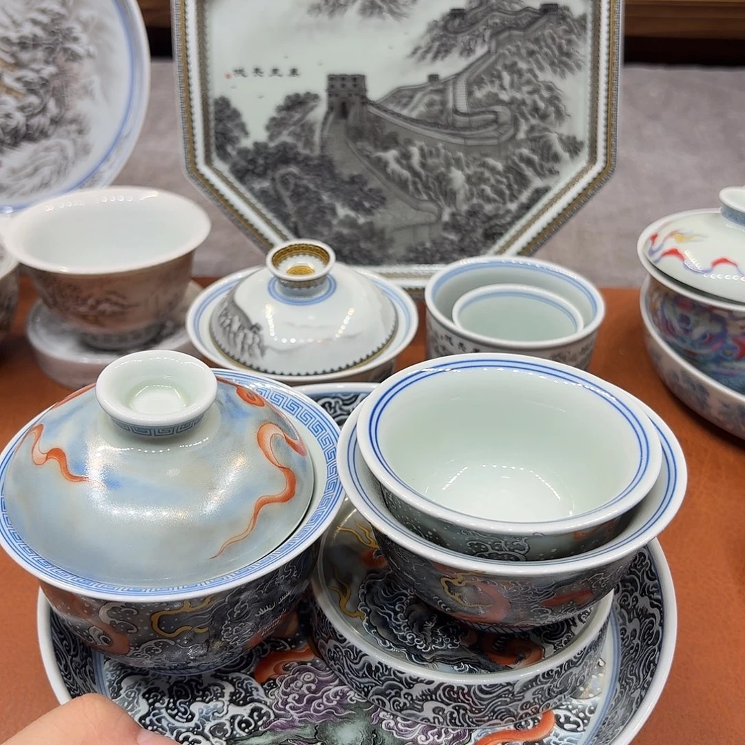 景德镇市是世界著名风景胜地