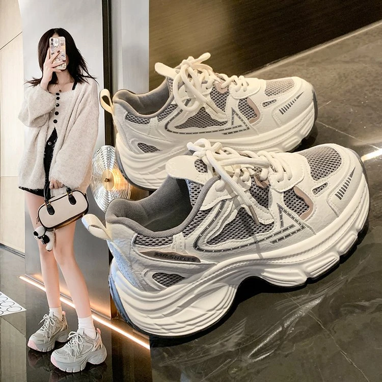 2025春季新款轻便运动休闲鞋运动鞋透气女子系带低帮百搭老爹鞋潮