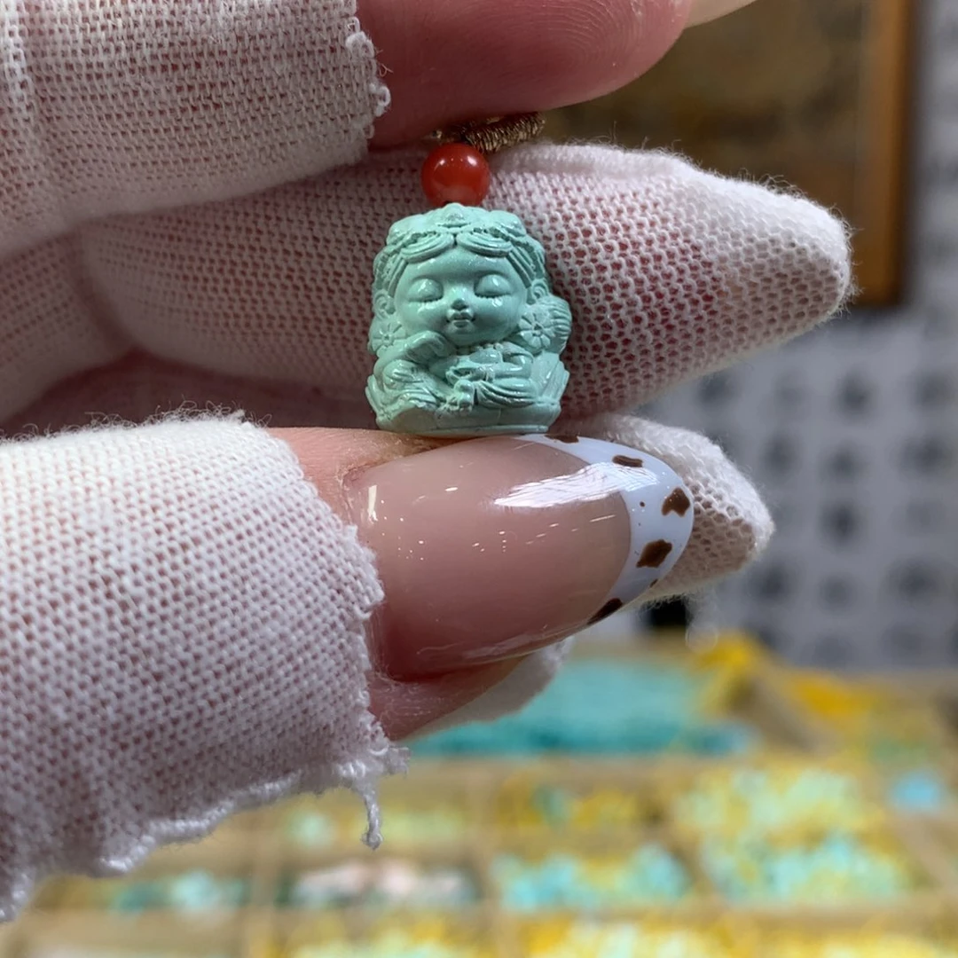 绿松石未镶嵌挂件