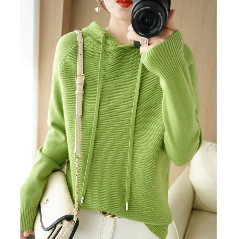 秋冬新款连帽套头长袖毛衣女宽松休闲加厚打底针织衫保暖卫衣帽衫