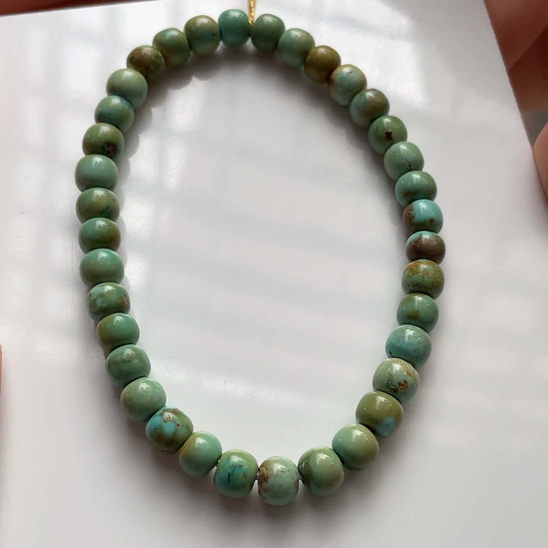 绿松石未镶嵌颈饰