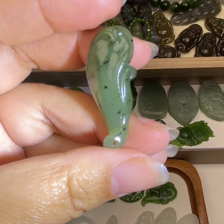 和田玉（碧玉）未镶嵌颈饰