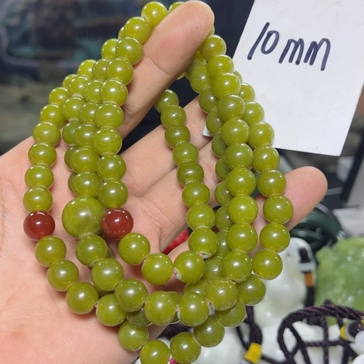 蛇纹石玉项链未镶嵌