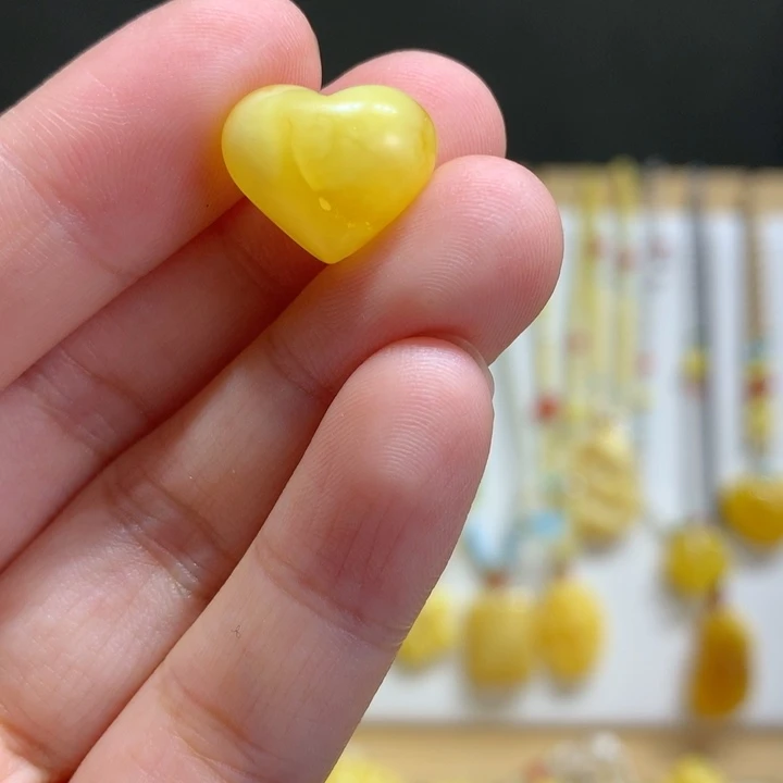 裸石蜜蜡未镶嵌配饰