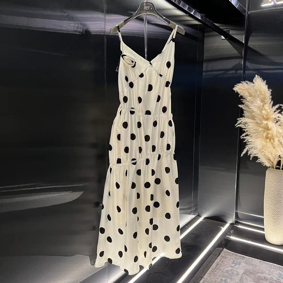 roiltrou2025春季小众原创设计波点显瘦设计感连衣裙XX81016