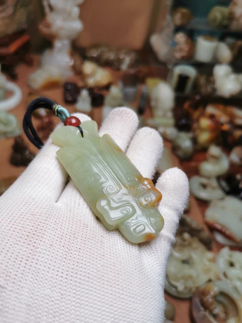 新疆和田白玉挂件玉佩