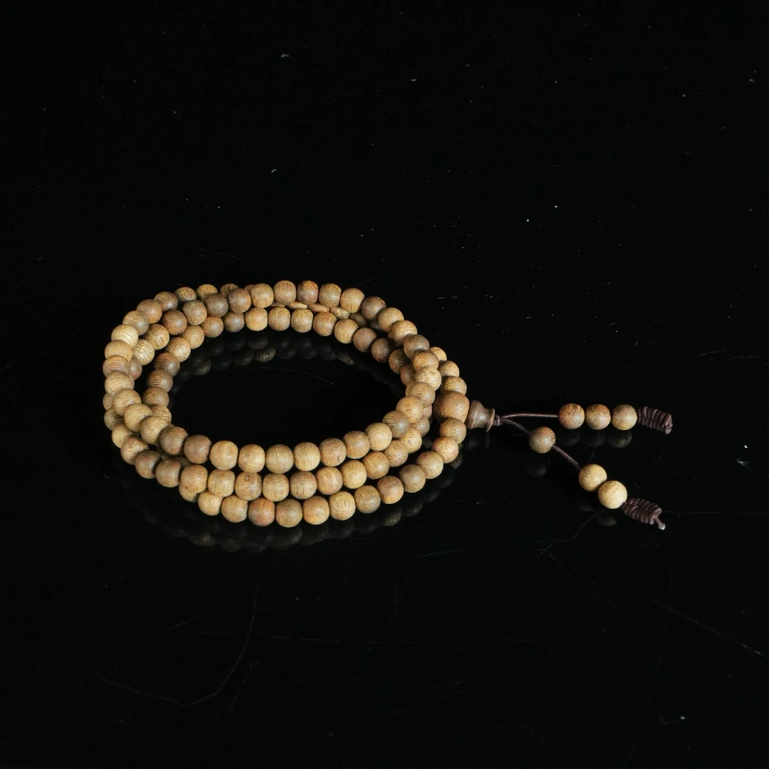 B1623 柬埔寨金丝菩萨棋蜜结沉香念珠 0.62cm 9.56g