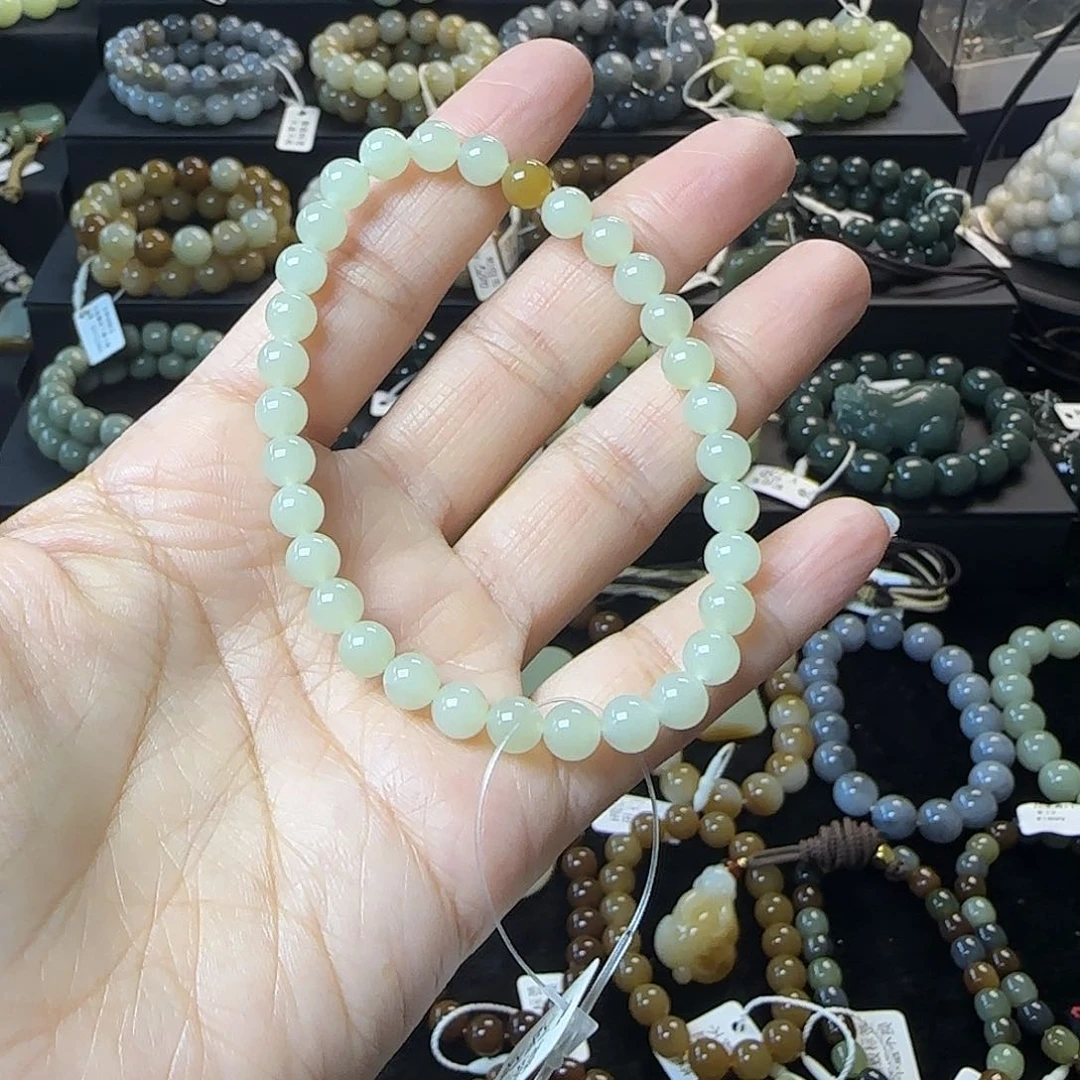 手链未镶嵌和田玉知***、