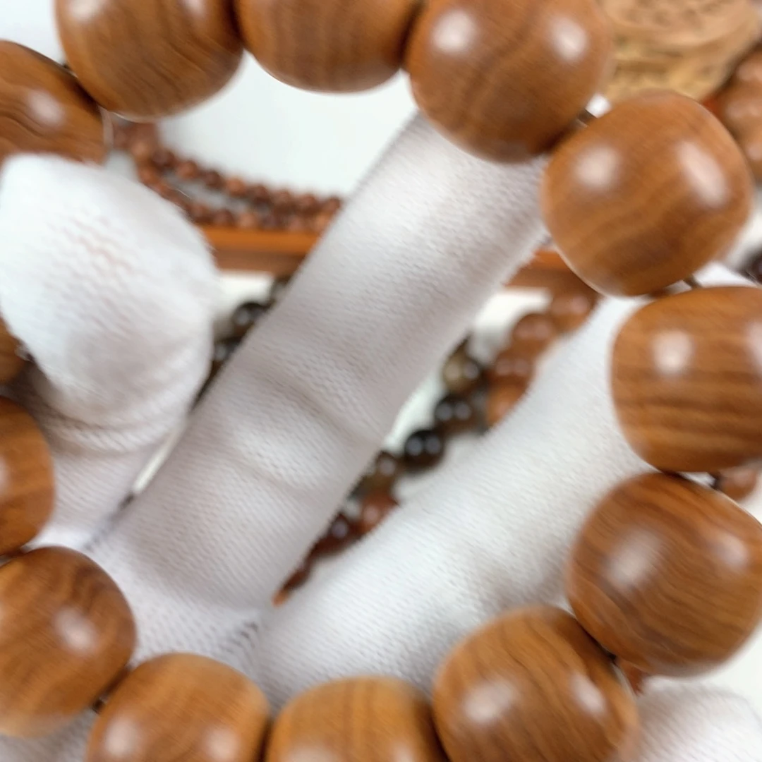 2***4木质类檀香木老山檀香供奉1718，奶香