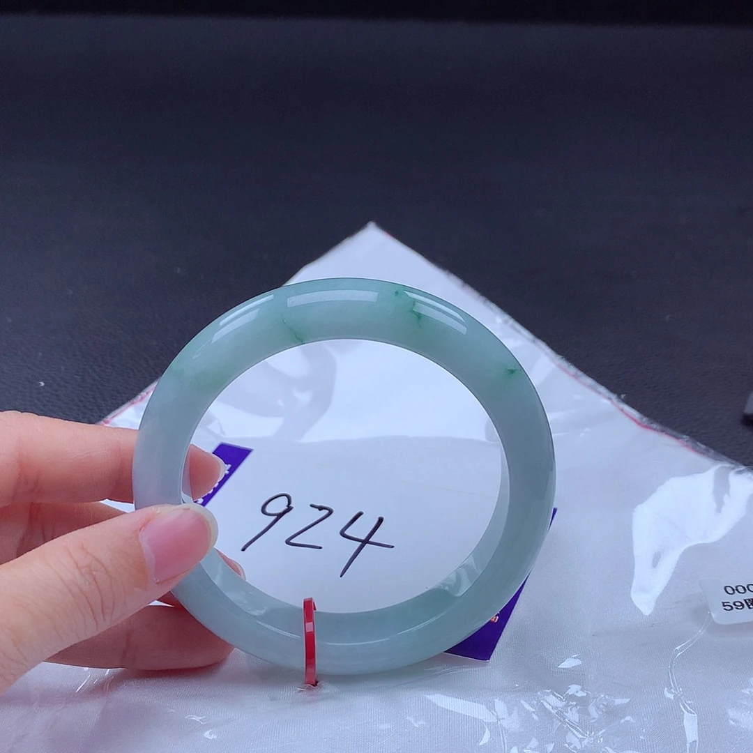 翡翠手镯未镶嵌手镯000449