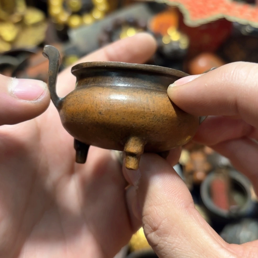 铜器摆件收收藏藏