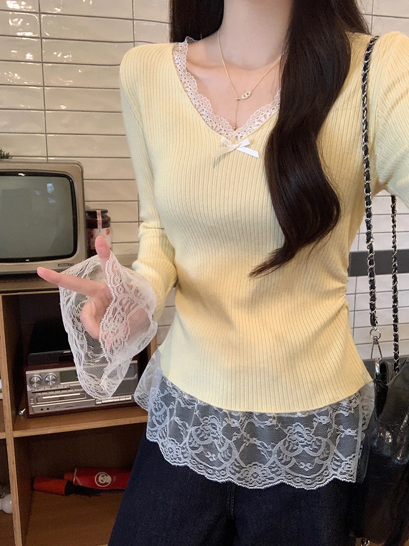 黄色拼接蕾丝花边假两件v领针织衫女秋冬法式小众设计感甜美上衣