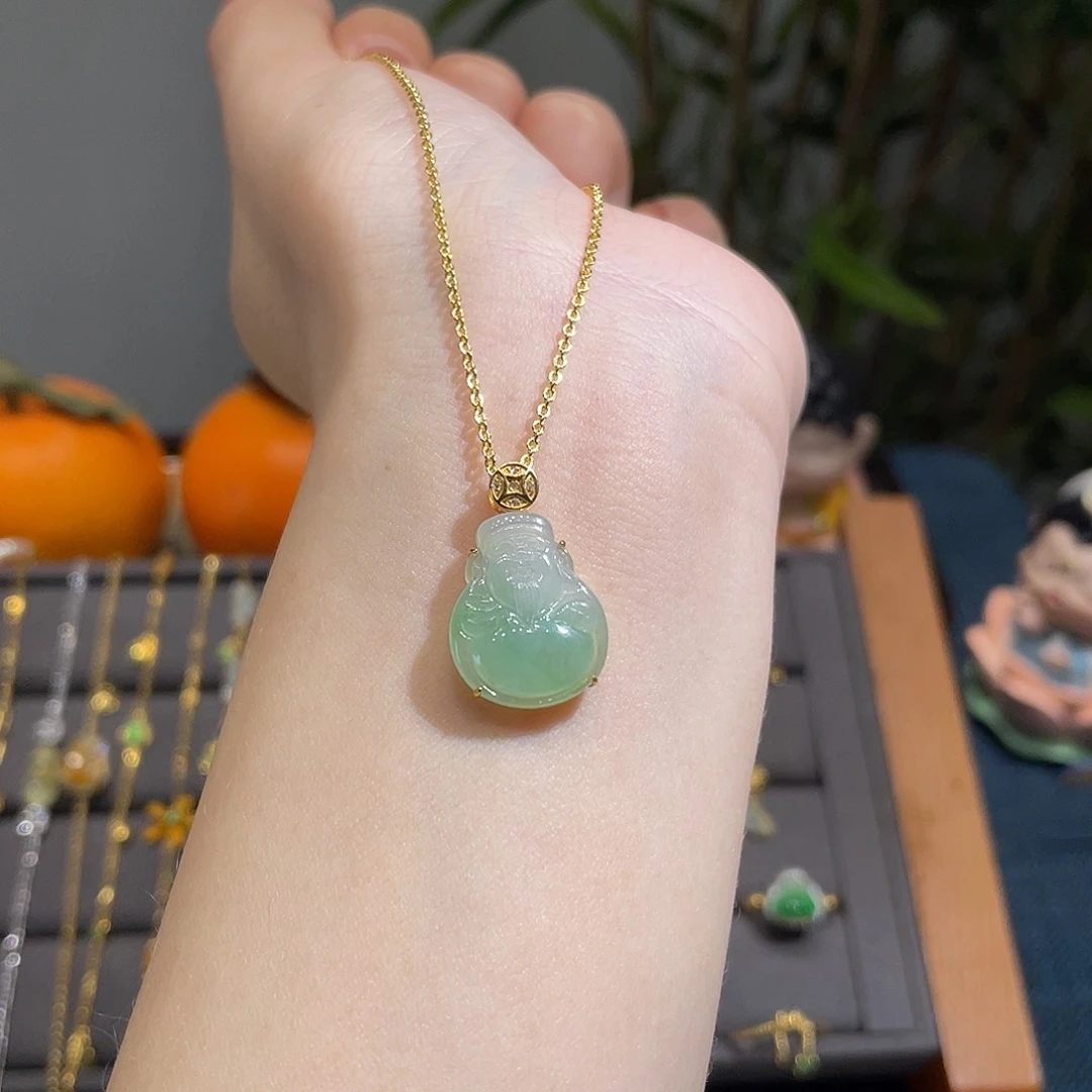 翡翠吊坠(不含链)18K金镶嵌冰绿财爷爷锁骨坠