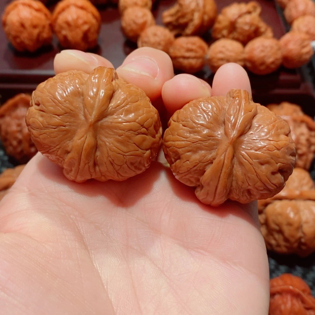 文玩核桃把件元宝