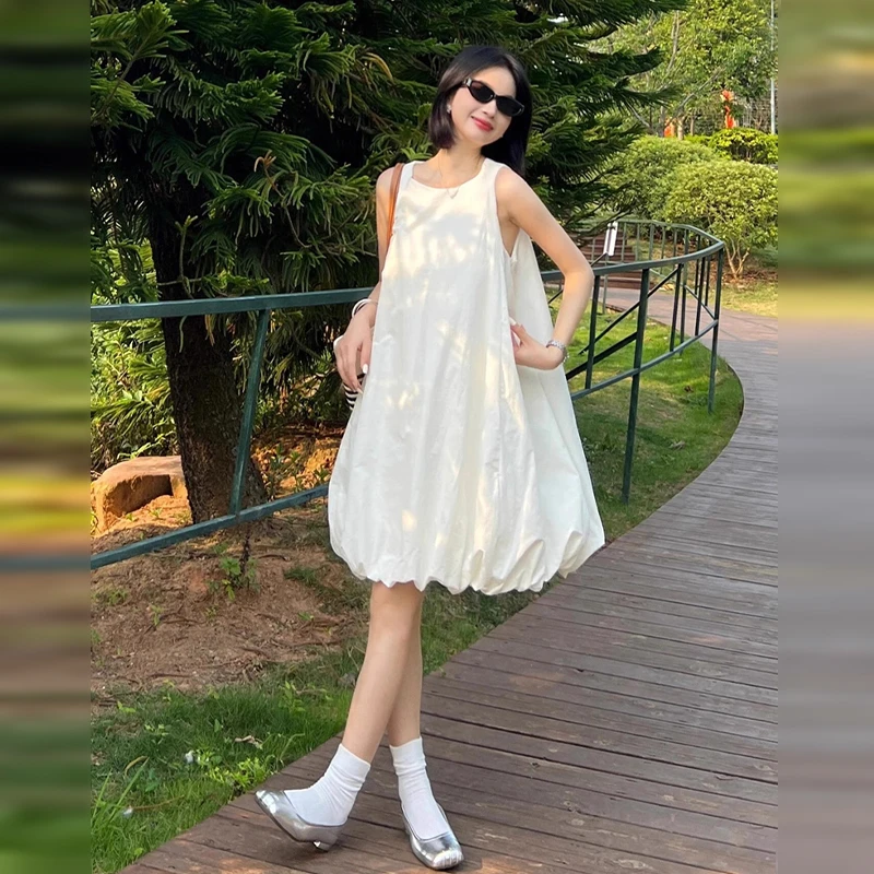 小个子巨好看的白色显瘦a字无袖连衣裙子女夏季2025新款花苞短裙