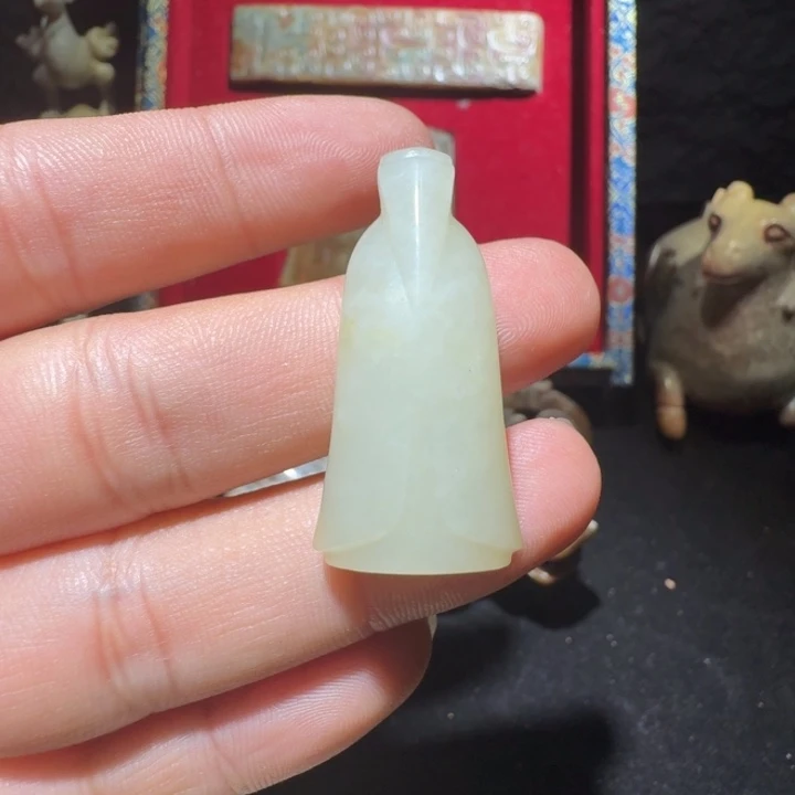 和田玉（糖玉）未镶嵌颈饰