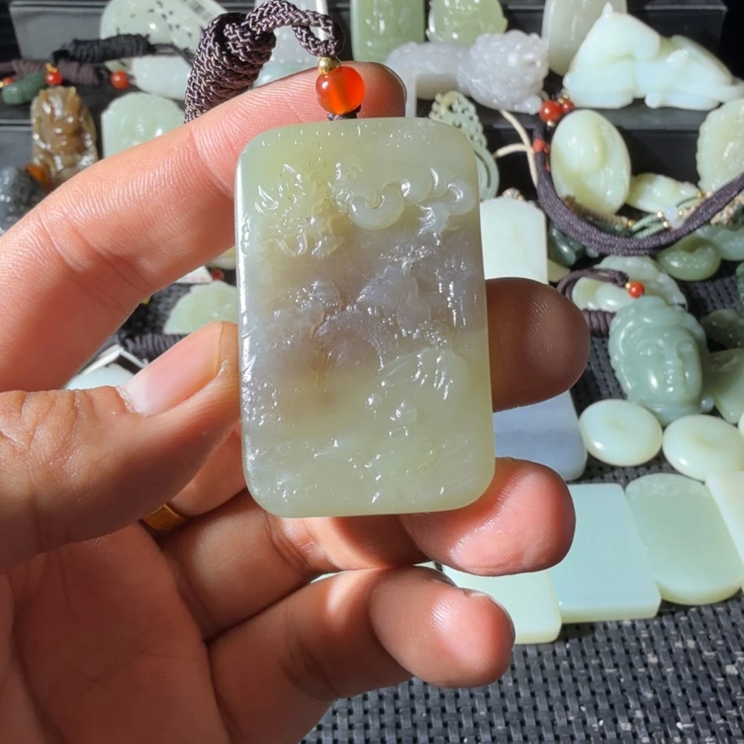 和田玉未镶嵌挂件