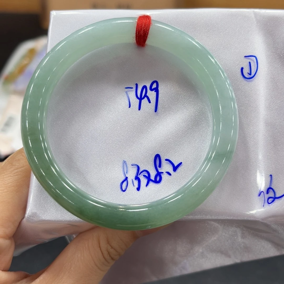 未镶嵌手镯翡翠翡翠