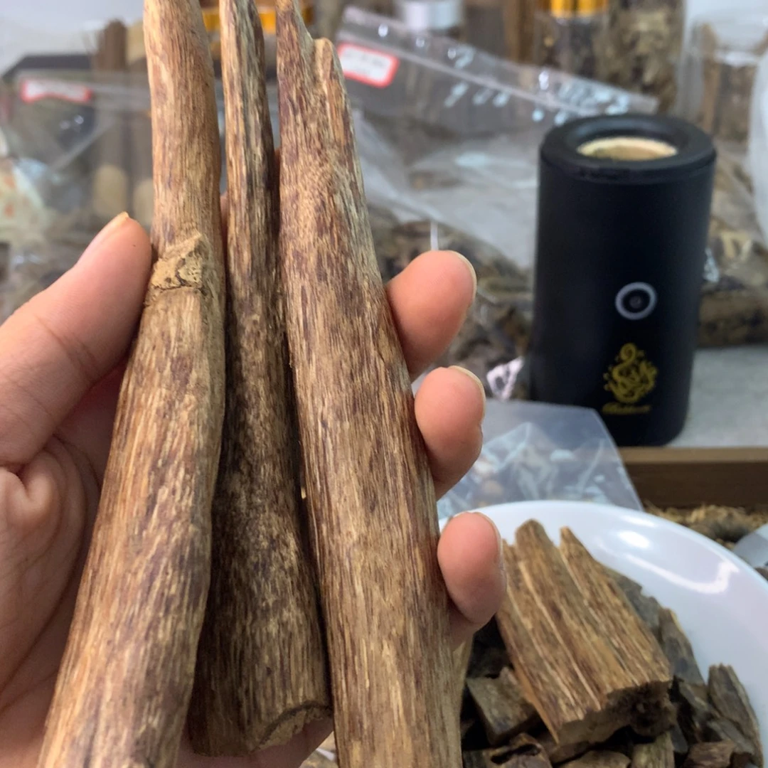 沉香碎屑沉香野块料