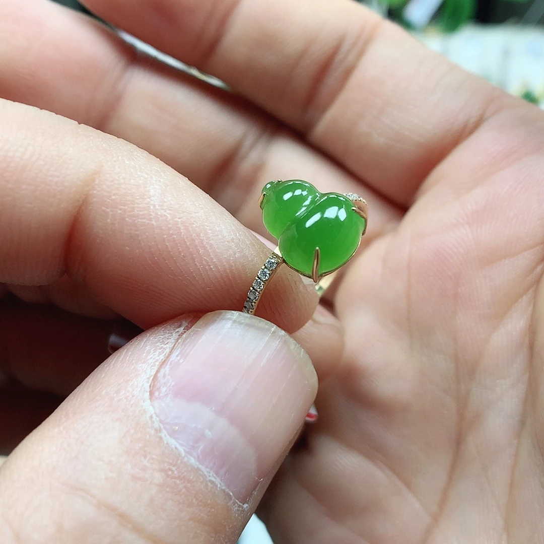 和田玉（碧玉）18K金镶嵌戒指8×10