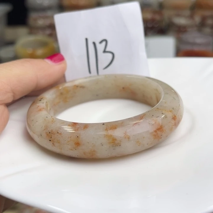 石英质玉微瑕56未镶嵌