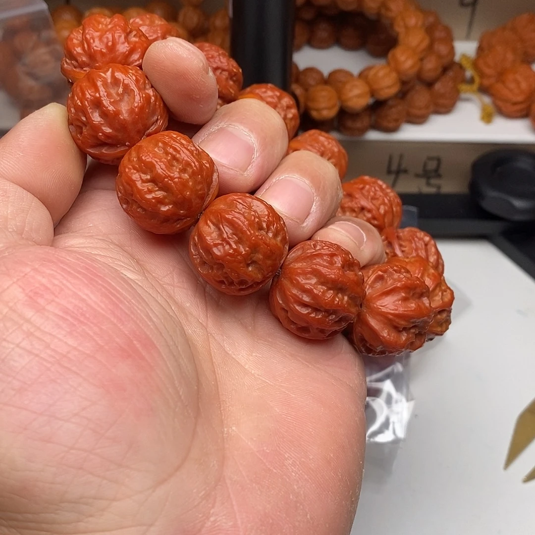木质类文玩核桃2.3粗筋八棱