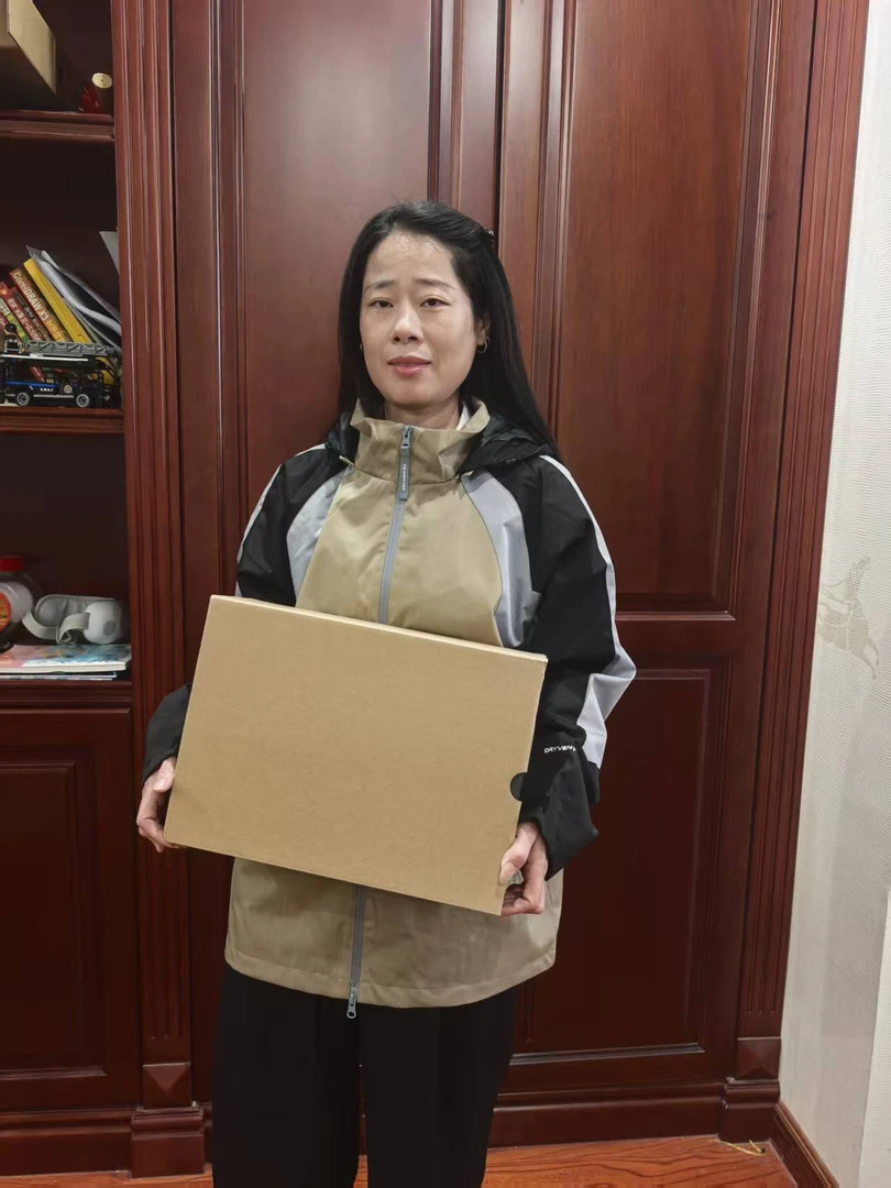 （惊喜王炸盒子）帽子