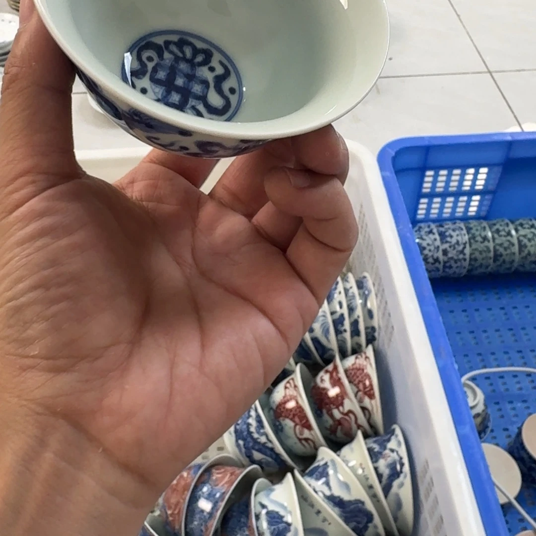 摆件陶青花狮子大压手