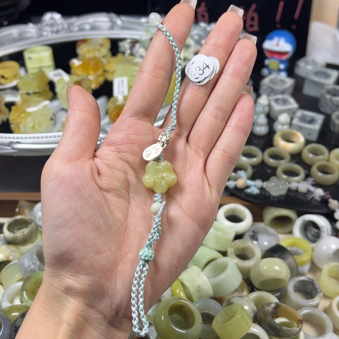 蛇纹石玉未镶嵌戒指