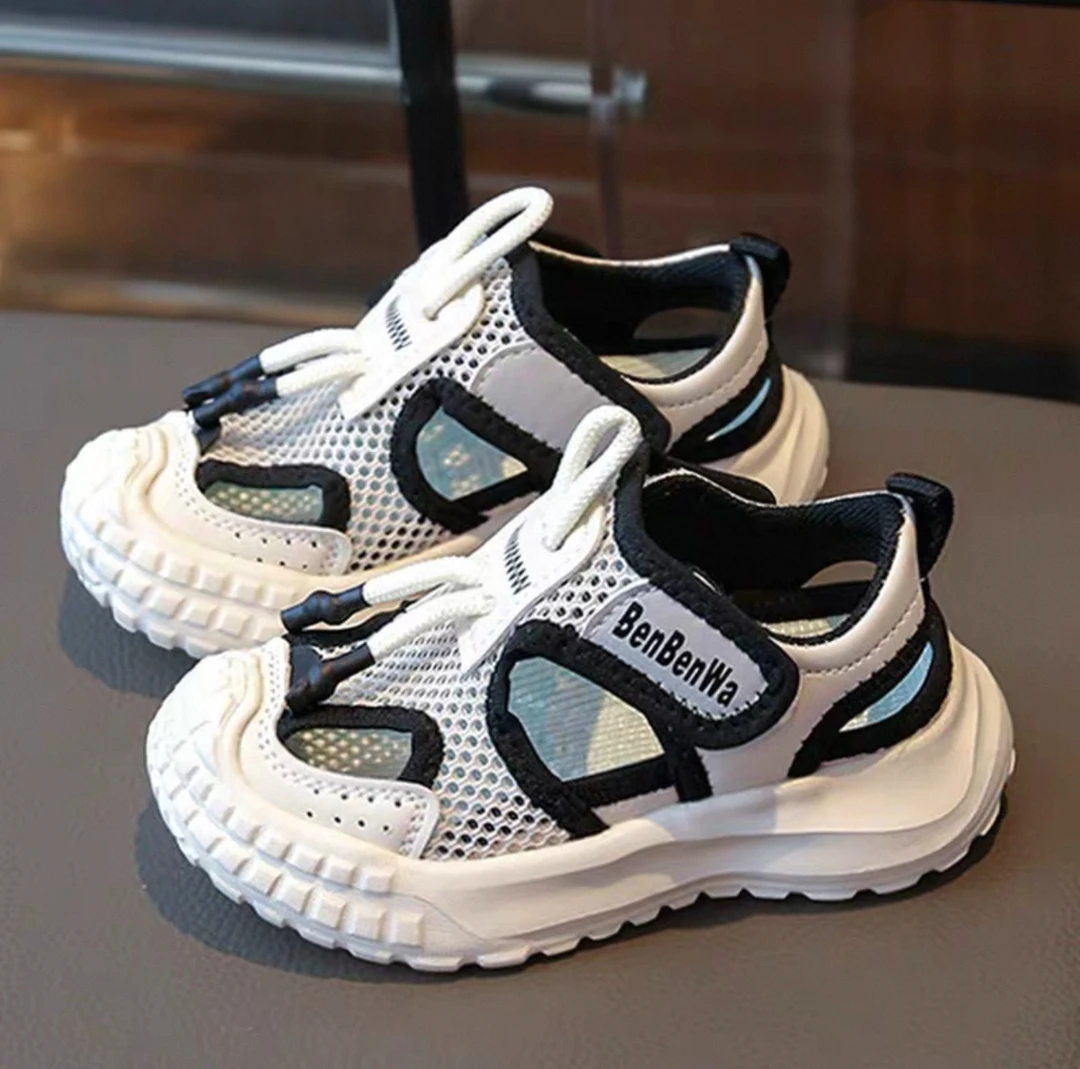 儿童包头凉鞋2025夏季新款透气女童运动休闲鞋软底男童防踢沙滩鞋