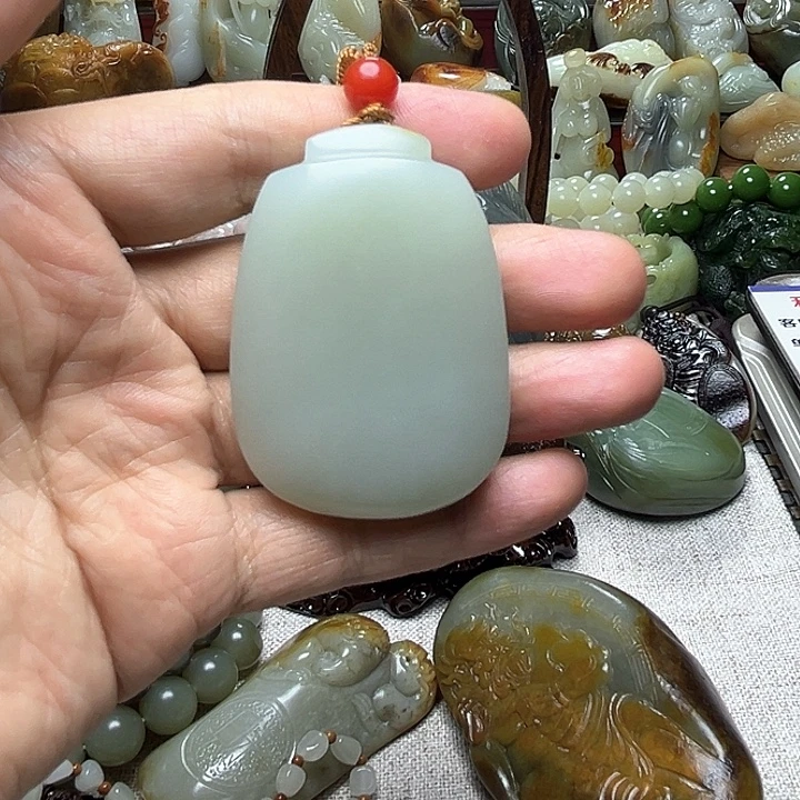 醉***尘和田玉未镶嵌挂件