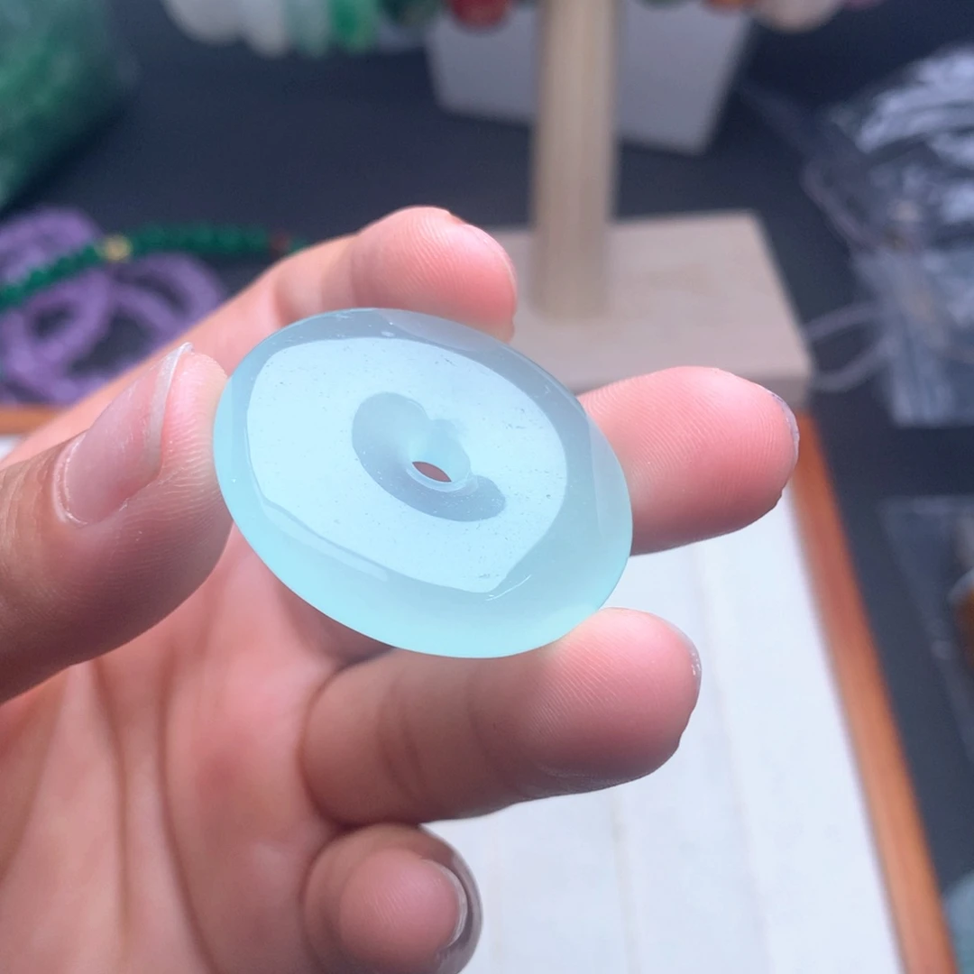 翡翠未镶嵌颈饰i 233