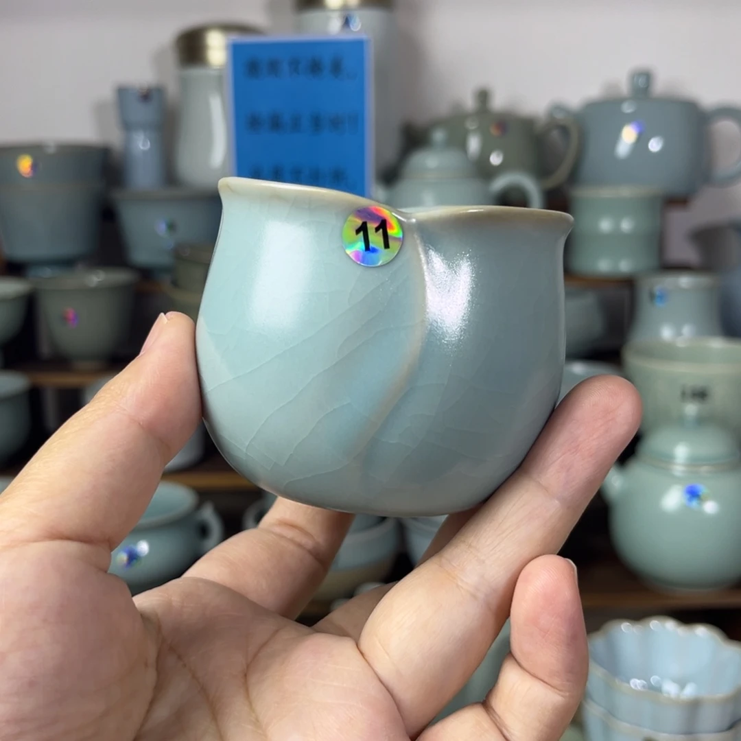 11哈哈哈哈哈哈哈微瑕