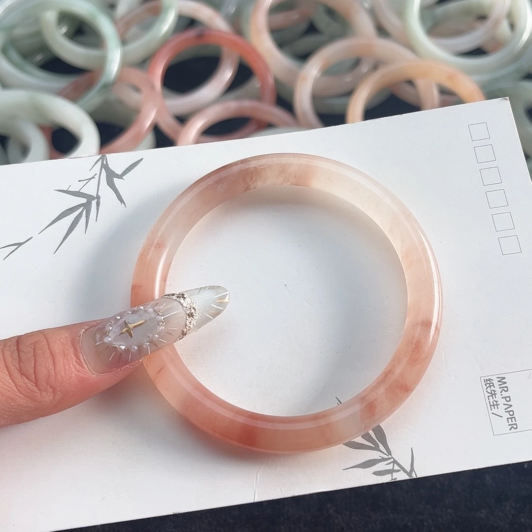 未镶嵌手镯石英质玉h26