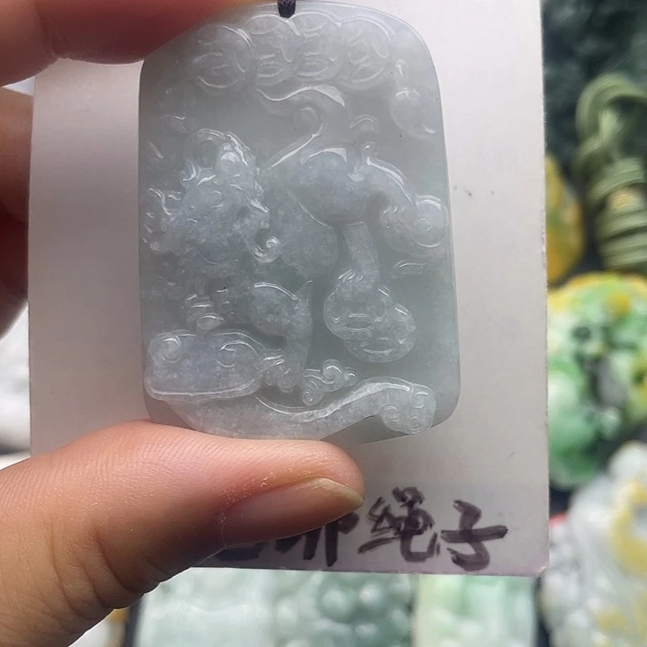 颈饰未镶嵌翡翠天然翡翠