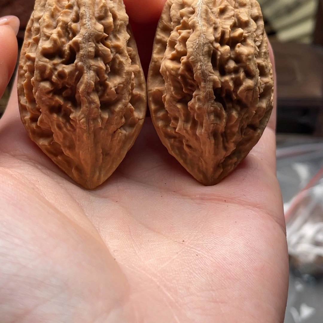 文玩核桃把件楸刀鱼40