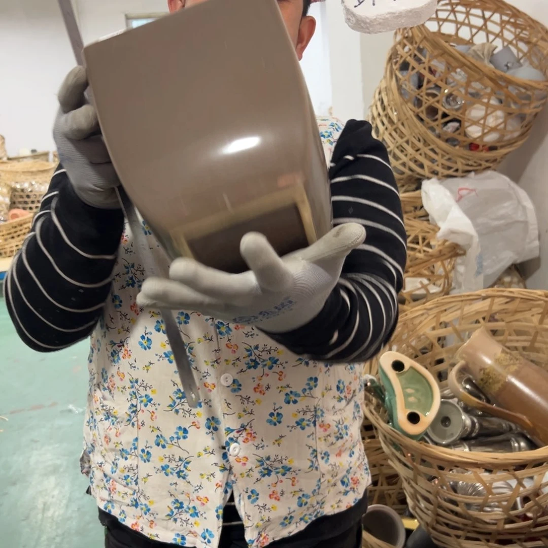 摆件1 号高中低温陶瓷工艺瓶（底部带孔）