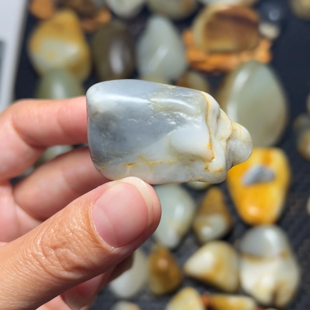 和田玉未镶嵌把件21