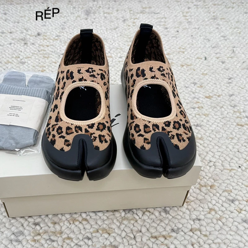 TABI设计师品牌棕/白色豹纹TABI凉鞋25SS TheREPUBLIQUE买手店