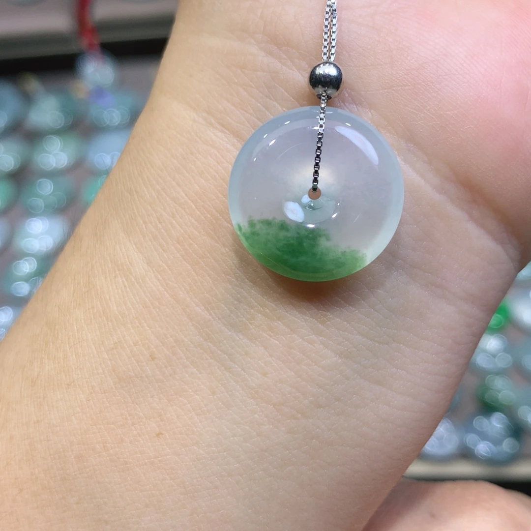 翡翠未镶嵌颈饰平安扣 18.3*5.4