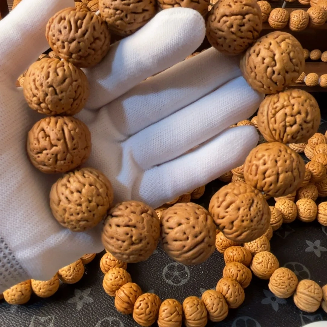 桃核手串野生火山纹