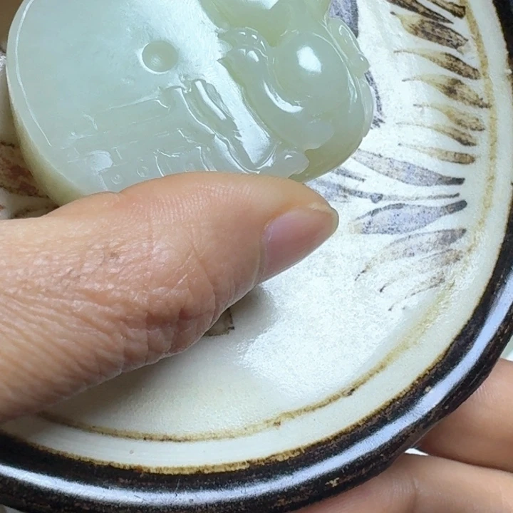 瓷片虎*新号开播瓷器盘子