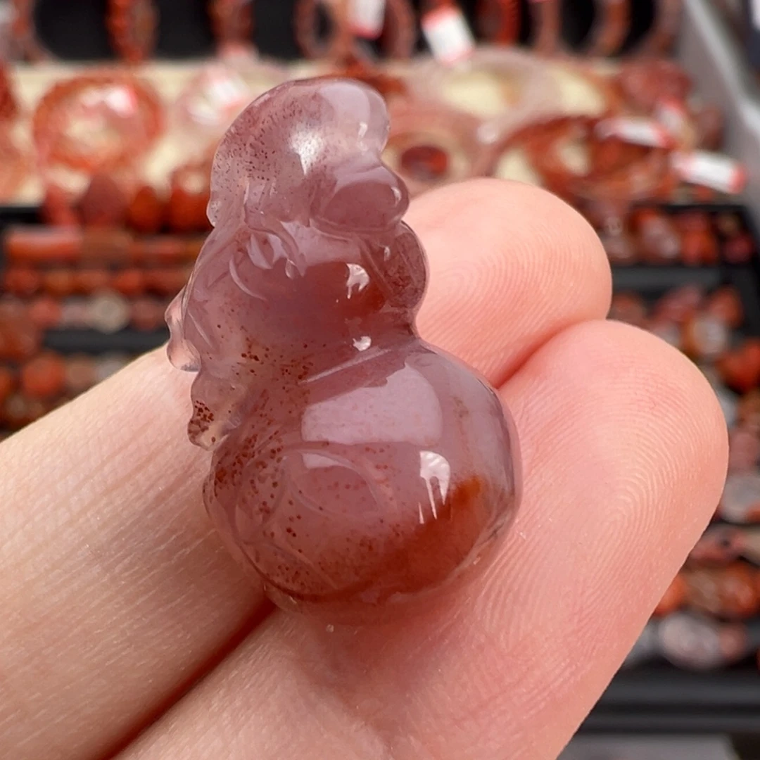 南红玛瑙未镶嵌颈饰葫芦吊坠