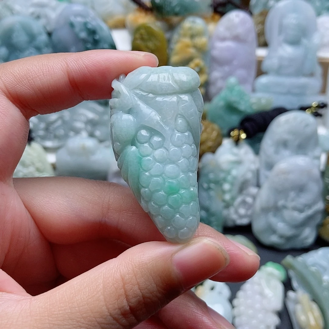 翡翠未镶嵌颈饰翡翠