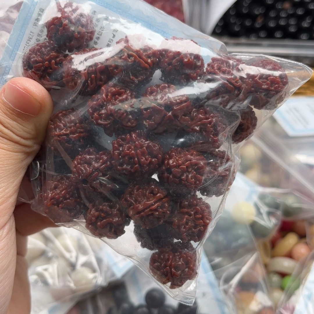 【闪购商品】白玉菩提吊坠z金刚微瑕