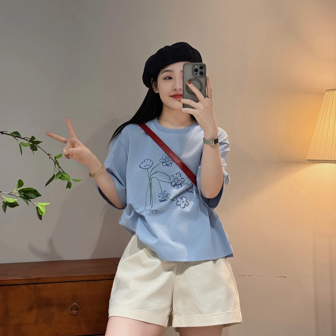 韩版时尚休闲百搭舒适设计感刺绣圆领纯棉短袖T恤-M25202321