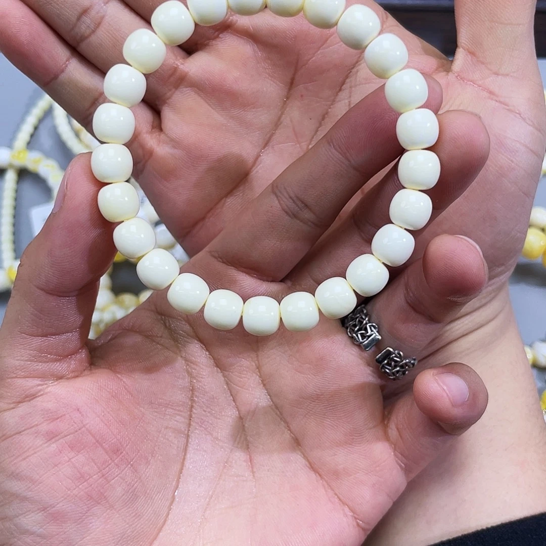 ****·琥珀未镶嵌手链白蜡无纹9m