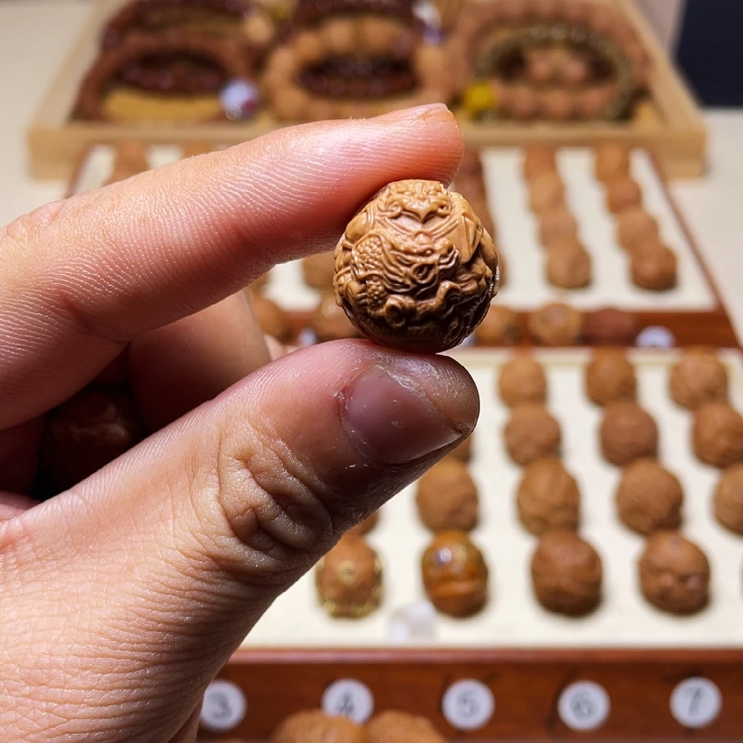 猴头核桃吊坠17左右猴头核桃大棚鸟