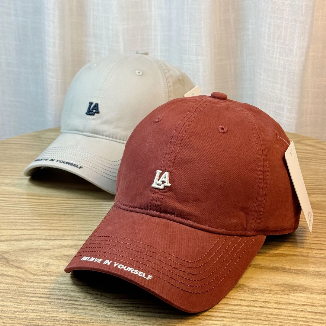 早春薄款刺绣棒球美国帽子女时尚休闲出游百搭最近很火的帽子