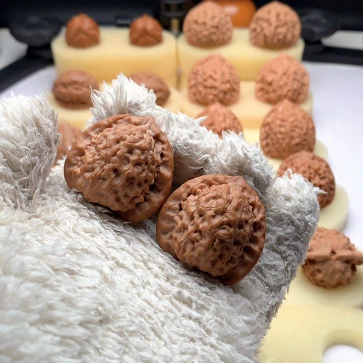 文玩核桃吊坠亚*龙公子